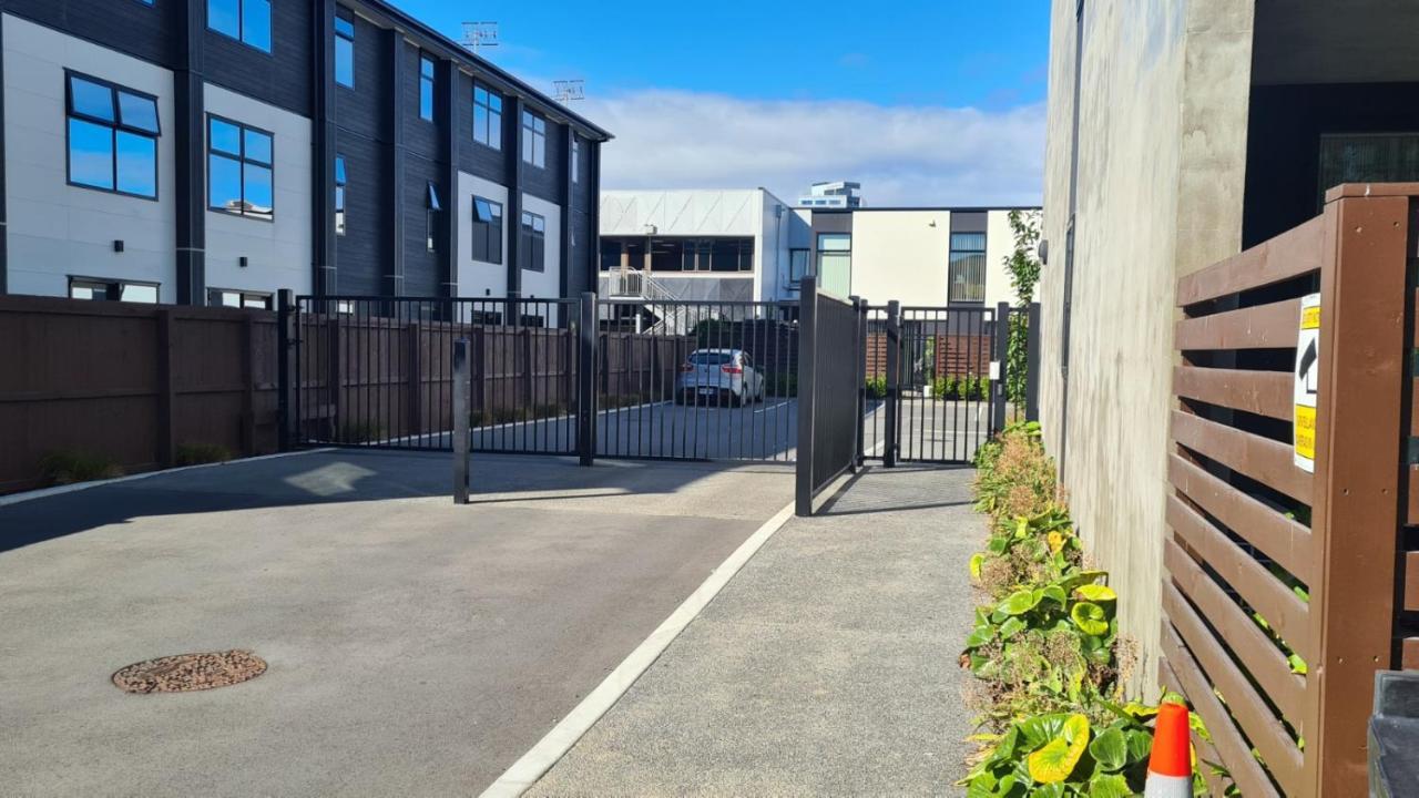 2 Bedroom City Pad With Free Car Park Christchurch Exterior foto